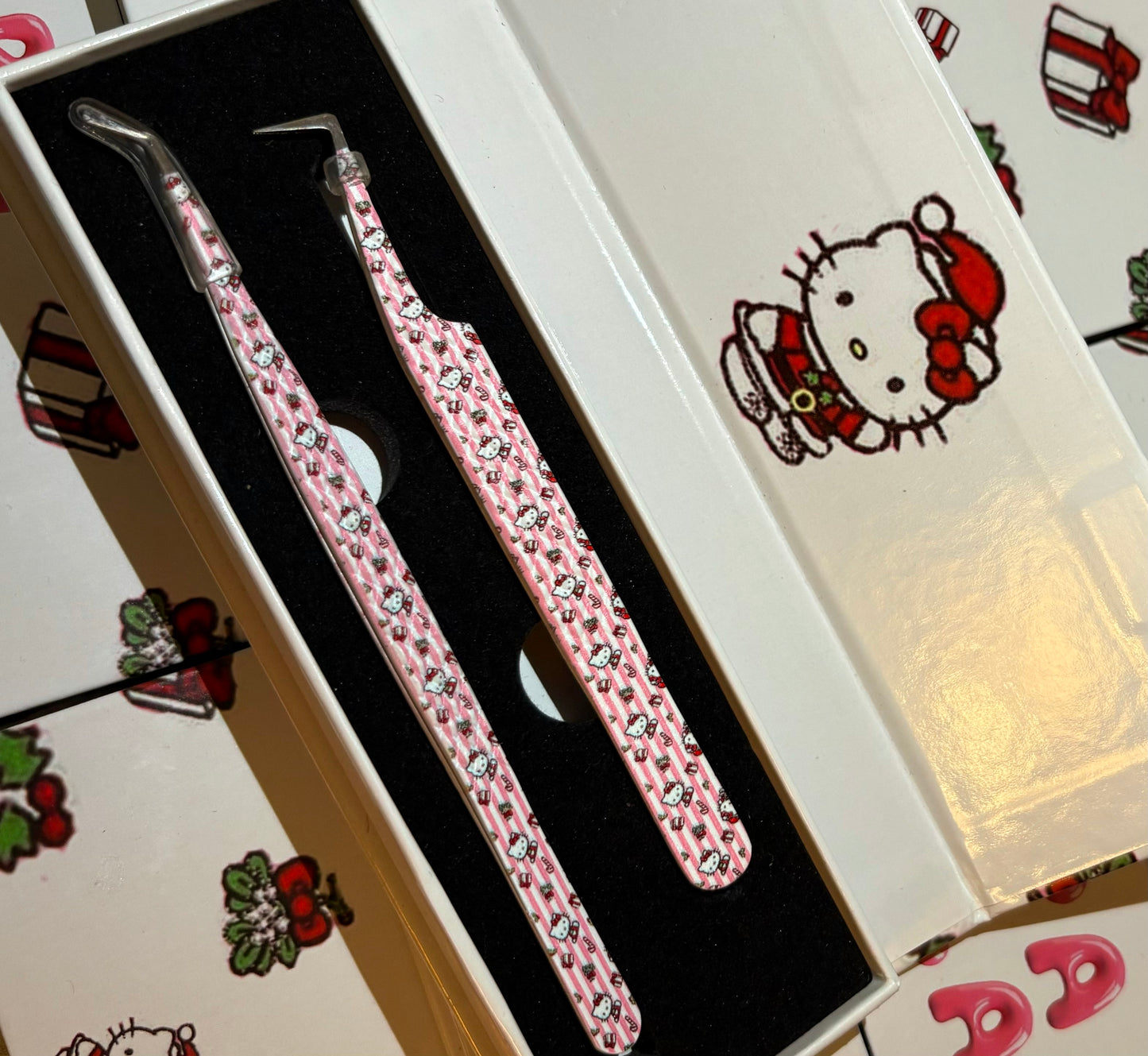 Hello Kitty Christmas Tweezer Bundle